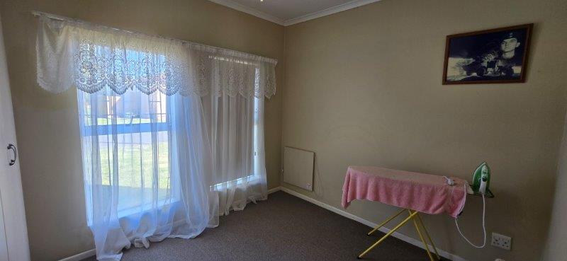 To Let 2 Bedroom Property for Rent in Bracken Heights Western Cape